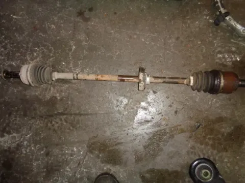 Ημιαξόνιο Εμπρός Δεξί για HYUNDAI ACCENT (1997 - 1999) (UA) (X3) Ημιαξόνιο Εμπρός Δεξί για HYUNDAI ACCENT (1997 - 1999) (UA) (X3)