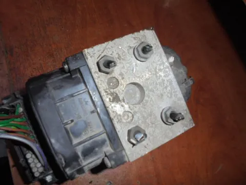 Μονάδα ABS 06210907 για FIAT SCUDO (1995 - 2003) (220P) Μονάδα ABS 06210907 για FIAT SCUDO (1995 - 2003) (220P)
