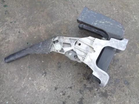 Καστάνια Χειροφρένου για VW TOURAN (2003 - 2006) (1T1) *Δ* Καστάνια Χειροφρένου για VW TOURAN (2003 - 2006) (1T1) *Δ*