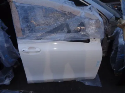 Πόρτα Εμπρός Δεξιά για TOYOTA YARIS (2006 - 2009) (KL9) , (2009 - 2012) (XP90) Πόρτα Εμπρός Δεξιά για TOYOTA YARIS (2006 - 2009) (KL9) , (2009 - 2012) (XP90)