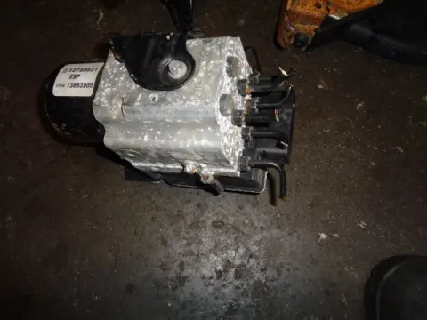 Μονάδα ABS 13509205 για SAAB 9-3 (2002 - 2005) (YS3F) Μονάδα ABS 13509205 για SAAB 9-3 (2002 - 2005) (YS3F)