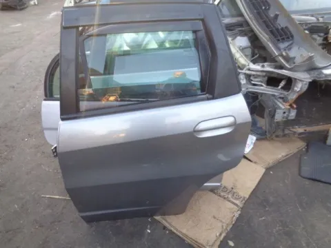 Πόρτα Πίσω Αριστερή για HONDA JAZZ (2008 - 2011) (GE) Πόρτα Πίσω Αριστερή για HONDA JAZZ (2008 - 2011) (GE)