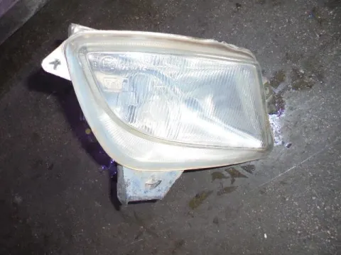 Προβολείς Ομίχλης Εμπρός Δεξιό για CITROEN XSARA (1997 - 2000) Προβολείς Ομίχλης Εμπρός Δεξιό για CITROEN XSARA (1997 - 2000)