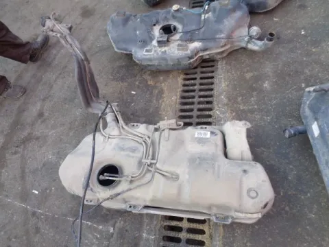Δεξαμενή Καυσίμου (Ρεζερβουάρ) για SEAT IBIZA (1999 - 2002) (6K) *Δ* Δεξαμενή Καυσίμου (Ρεζερβουάρ) για SEAT IBIZA (1999 - 2002) (6K) *Δ*