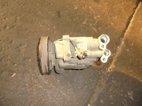Συμπιεστής A-C (Κομπρέσορας) για NISSAN MICRA (2003 - 2005) (K12) Συμπιεστής A-C (Κομπρέσορας) για NISSAN MICRA (2003 - 2005) (K12)