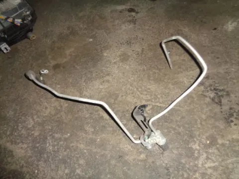 Σωλήνας A-C για TOYOTA PRIUS (2003 - 2008) *Δ* Σωλήνας A-C για TOYOTA PRIUS (2003 - 2008) *Δ*