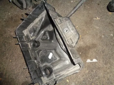 Βάση Μπαταρίας για SEAT IBIZA (2008 - 2013) (6J) *Δ* Βάση Μπαταρίας για SEAT IBIZA (2008 - 2013) (6J) *Δ*