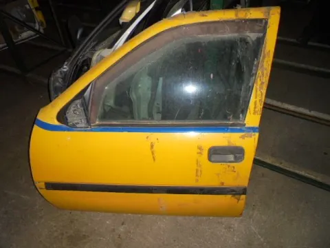 Πόρτα Εμπρός Αριστερή για OPEL VECTRA (1992 - 1995) A Sedan - 4dr *Α* Πόρτα Εμπρός Αριστερή για OPEL VECTRA (1992 - 1995) A Sedan - 4dr *Α*