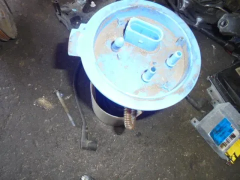 Αντλία Καυσίμου (Τρόμπα Βενζίνης) για VW GOLF (2009 - 2013) Mk6 (5K1) Αντλία Καυσίμου (Τρόμπα Βενζίνης) για VW GOLF (2009 - 2013) Mk6 (5K1)