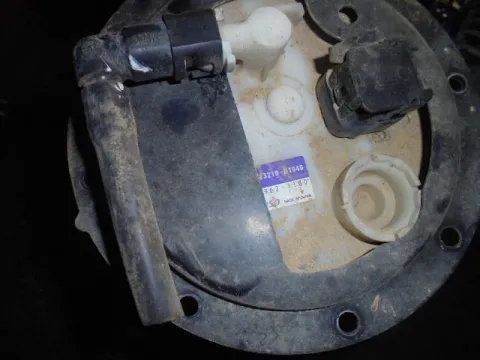 Αντλία Καυσίμου (Τρόμπα Βενζίνης) για DAIHATSU TERIOS (2000 - 2005) (J102) Αντλία Καυσίμου (Τρόμπα Βενζίνης) για DAIHATSU TERIOS (2000 - 2005) (J102)