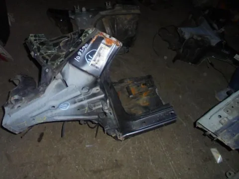 Κολόνα Εμπρός Αριστερή για NISSAN PRIMERA (2002 - 2007) (P12) **A** Κολόνα Εμπρός Αριστερή για NISSAN PRIMERA (2002 - 2007) (P12) **A**
