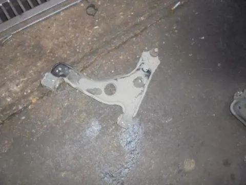 Ψαλίδι Εμπρός Αριστερό για OPEL ASTRA (1998 - 2004) G ΠΑΛΕΤΑ 1 *223236* Ψαλίδι Εμπρός Αριστερό για OPEL ASTRA (1998 - 2004) G ΠΑΛΕΤΑ 1 *223236*