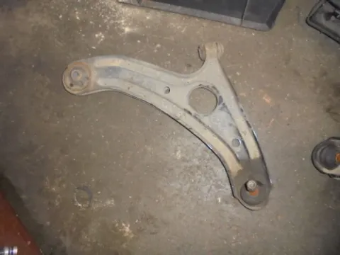 Ψαλίδι Εμπρός Δεξί για HYUNDAI GETZ (2002 - 2005) (TB) ΠΑΛΕΤΑ 2 *223977* Ψαλίδι Εμπρός Δεξί για HYUNDAI GETZ (2002 - 2005) (TB) ΠΑΛΕΤΑ 2 *223977*