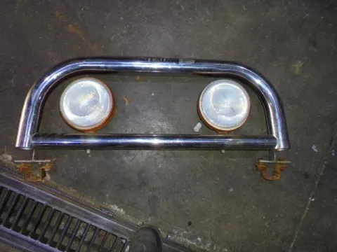 BULL BAR Με Προβολείς για LADA NIVA (1977 - 1994) (2121) , (1995 - 2004) (2121) BULL BAR Με Προβολείς για LADA NIVA (1977 - 1994) (2121) , (1995 - 2004) (2121)