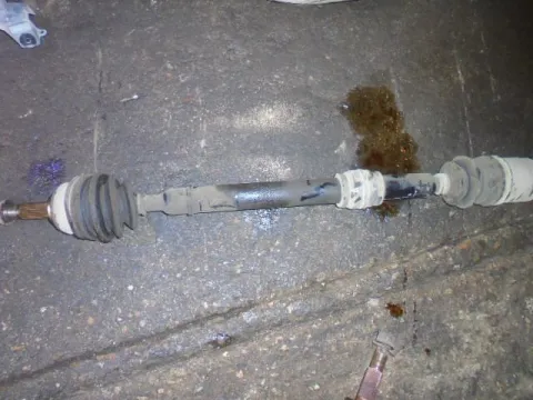 Ημιαξόνιο Εμπρός Δεξί για NISSAN ALMERA (1995 - 1998) (N15) Ημιαξόνιο Εμπρός Δεξί για NISSAN ALMERA (1995 - 1998) (N15)