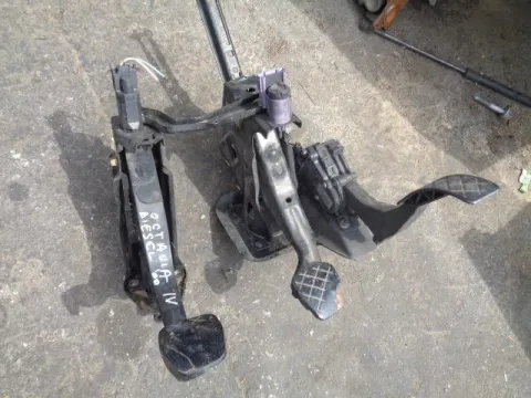 Σετ Πεταλιέρα για SKODA OCTAVIA (2000 - 2008) 4 (1U2-5) *Δ* Σετ Πεταλιέρα για SKODA OCTAVIA (2000 - 2008) 4 (1U2-5) *Δ*
