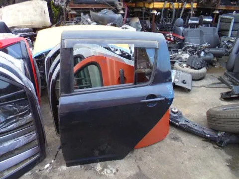Πόρτα Πίσω Αριστερή για SUZUKI SWIFT (2006 - 2008) (RS) Πόρτα Πίσω Αριστερή για SUZUKI SWIFT (2006 - 2008) (RS)
