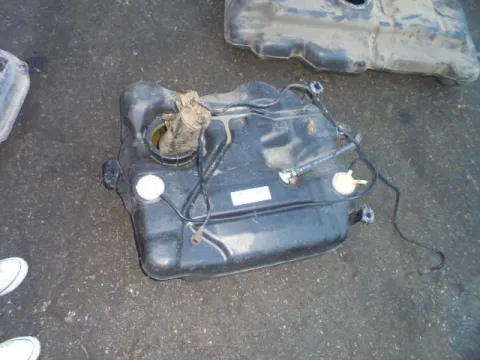 Δεξαμενή Καυσίμου (Ρεζερβουάρ) για FORD FOCUS (1998 - 2001) Mk1a  *ΔΒ* Δεξαμενή Καυσίμου (Ρεζερβουάρ) για FORD FOCUS (1998 - 2001) Mk1a  *ΔΒ*