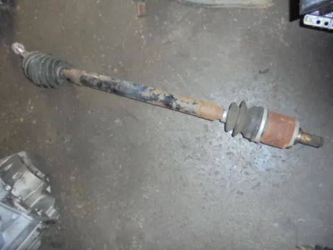Ημιαξόνιο Εμπρός Δεξί Με ABS για NISSAN ALMERA (1995 - 1998) (N15) Ημιαξόνιο Εμπρός Δεξί Με ABS για NISSAN ALMERA (1995 - 1998) (N15)
