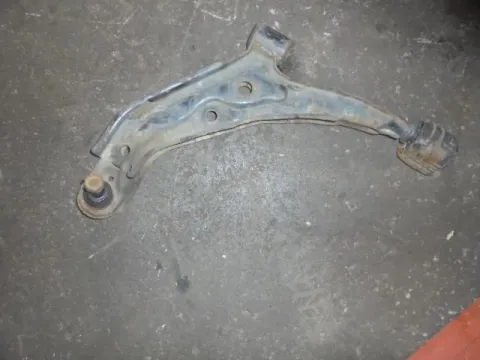 Ψαλίδι Εμπρός Αριστερό για NISSAN ALMERA (1995 - 1998) (N15) Ψαλίδι Εμπρός Αριστερό για NISSAN ALMERA (1995 - 1998) (N15)