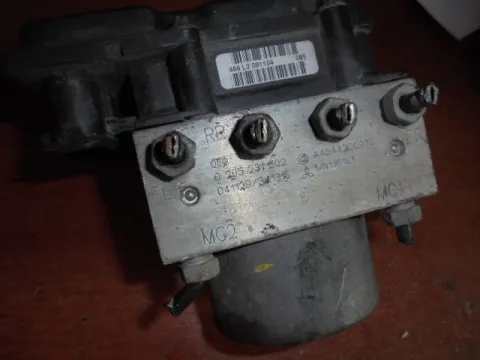 Μονάδα ABS 0265231502 για MITSUBISHI COLT (2005 - 2008 ) (CZ) Μονάδα ABS 0265231502 για MITSUBISHI COLT (2005 - 2008 ) (CZ)