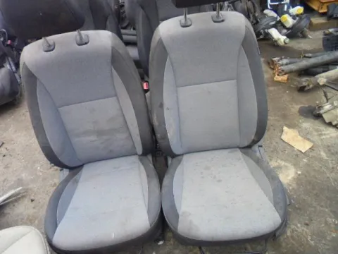 Καθίσματα Σετ Εμπρός για HYUNDAI i20 (2015 - ) **A* Καθίσματα Σετ Εμπρός για HYUNDAI i20 (2015 - ) **A*