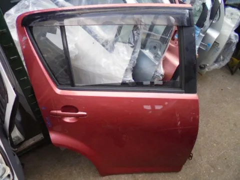 Πόρτα Πίσω Δεξιά για DAIHATSU SIRION (2006 - ) (M300) (M301) Πόρτα Πίσω Δεξιά για DAIHATSU SIRION (2006 - ) (M300) (M301)