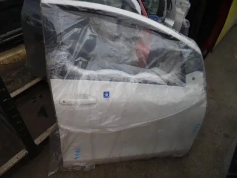 Πόρτα Εμπρός Δεξιά για TOYOTA YARIS (2006 - 2009) (KL9) , (2009 - 2012) (XP90) Πόρτα Εμπρός Δεξιά για TOYOTA YARIS (2006 - 2009) (KL9) , (2009 - 2012) (XP90)