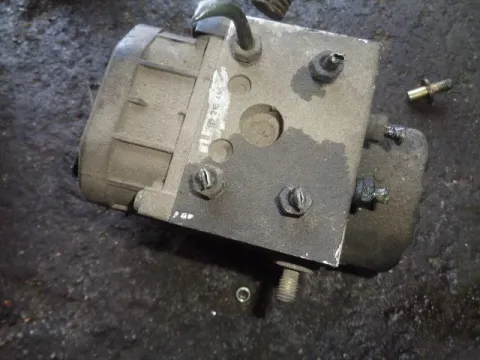 Μονάδα ABS 0265216486 για TOYOTA AVENSIS (1997 - 2000) (T220) Μονάδα ABS 0265216486 για TOYOTA AVENSIS (1997 - 2000) (T220)