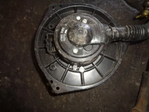 Μοτέρ Καλοριφέρ για SUBARU FORESTER (2002 - 2005) (SG) Μοτέρ Καλοριφέρ για SUBARU FORESTER (2002 - 2005) (SG)
