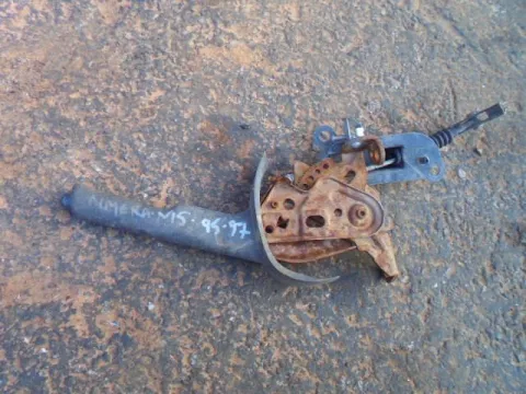 Καστάνια Χειροφρένου για NISSAN ALMERA (1995 - 1998) (N15) *Δ* Καστάνια Χειροφρένου για NISSAN ALMERA (1995 - 1998) (N15) *Δ*