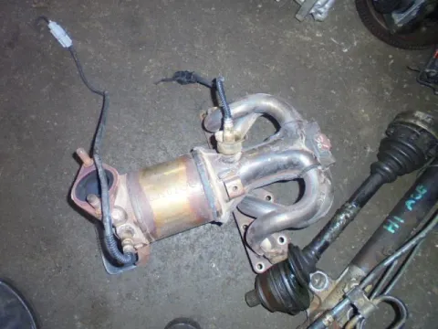 Καταλύτης Εμπρός για HYUNDAI i30 (2007 - 2012) 1400 petrol 105 G4FA Καταλύτης Εμπρός για HYUNDAI i30 (2007 - 2012) 1400 petrol 105 G4FA