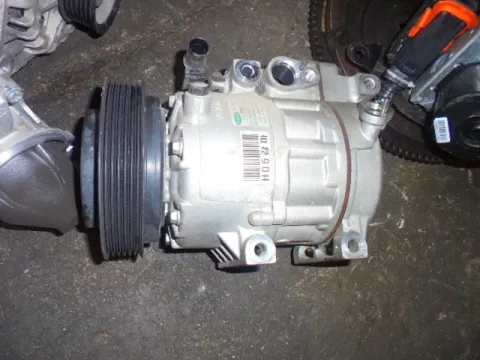 Συμπιεστής A-C (Κομπρέσορας) για HYUNDAI i30 (2007 - 2012) 1400 petrol 105 G4FA Συμπιεστής A-C (Κομπρέσορας) για HYUNDAI i30 (2007 - 2012) 1400 petrol 105 G4FA
