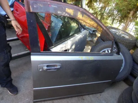 Πόρτα Εμπρός Δεξιά για NISSAN X-TRAIL (2001 - 2003) (T30) Πόρτα Εμπρός Δεξιά για NISSAN X-TRAIL (2001 - 2003) (T30)