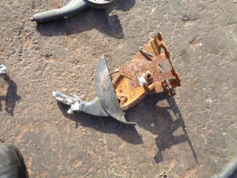 Καστάνια Χειροφρένου για NISSAN QASHQAI (2007 - 2010) (J10) (JJ10) *Δ* Καστάνια Χειροφρένου για NISSAN QASHQAI (2007 - 2010) (J10) (JJ10) *Δ*