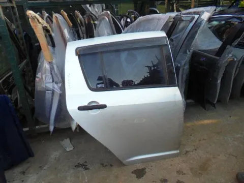 Πόρτα Πίσω Δεξιά για SUZUKI SWIFT (2006 - 2008) (RS) Πόρτα Πίσω Δεξιά για SUZUKI SWIFT (2006 - 2008) (RS)