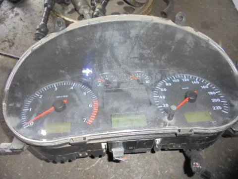Κοντέρ για SEAT CORDOBA (1999 - 2002) (6K) Κοντέρ για SEAT CORDOBA (1999 - 2002) (6K)