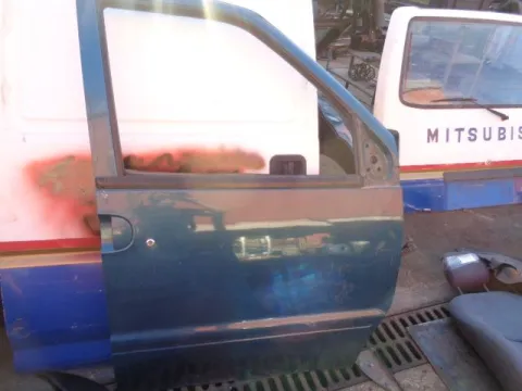 Πόρτα Εμπρός Δεξιά για NISSAN SERENA (1991 - 1996) (C23) *Α* Πόρτα Εμπρός Δεξιά για NISSAN SERENA (1991 - 1996) (C23) *Α*
