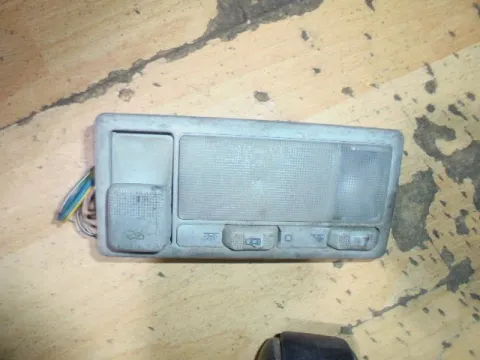 Μπλαφονίερα Οροφής για VW GOLF (1992 - 1998) Mk3 (1H1) Μπλαφονίερα Οροφής για VW GOLF (1992 - 1998) Mk3 (1H1)
