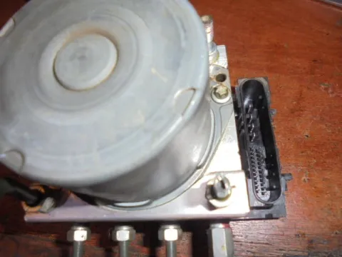 Μονάδα ABS 0265231959 για TOYOTA COROLLA (2007 - 2010)