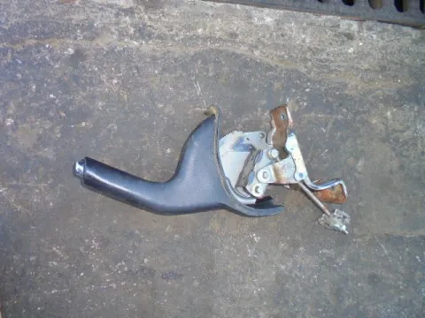 Χειρόφρενο για SUZUKI GRAND VITARA (2006 - 2009) (JB) **Δ** Χειρόφρενο για SUZUKI GRAND VITARA (2006 - 2009) (JB) **Δ**