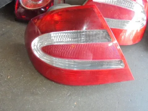 Φανάρι Πίσω Αριστερό για MERCEDES CLK (2002 - 2005) (C209) Φανάρι Πίσω Αριστερό για MERCEDES CLK (2002 - 2005) (C209)