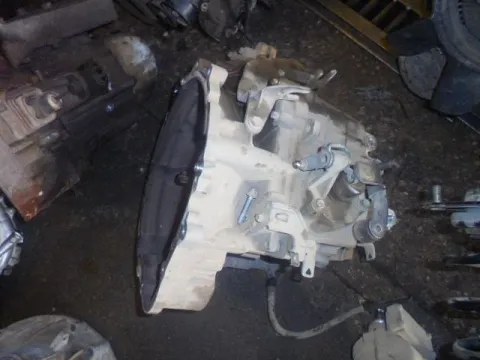 Κιβώτιο Ταχυτήτων (Σασμάν) Χειροκίνητο για MITSUBISHI COLT (2005 - 2008 ) (CZ) Κιβώτιο Ταχυτήτων (Σασμάν) Χειροκίνητο για MITSUBISHI COLT (2005 - 2008 ) (CZ)