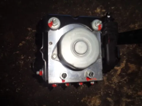 Μονάδα ABS 5611084ma για SUZUKI CELERIO (2015 - ) Μονάδα ABS 5611084ma για SUZUKI CELERIO (2015 - )