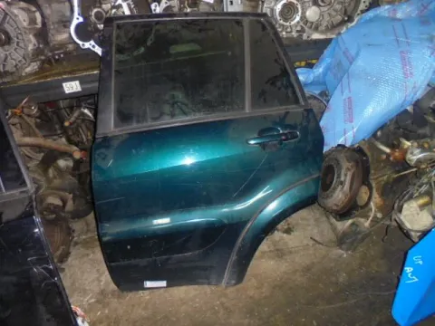 Πόρτα Πίσω Αριστερή για TOYOTA RAV-4 (2000 - 2004) (XA20) , (2004 - 2005) (XA20) Πόρτα Πίσω Αριστερή για TOYOTA RAV-4 (2000 - 2004) (XA20) , (2004 - 2005) (XA20)