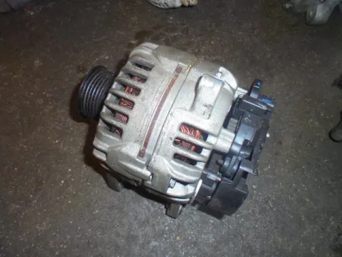Δυναμό - Εναλλάκτης για RENAULT MEGANE (2006 - 2008) (LM) (KM) (EM) (CM) Δυναμό - Εναλλάκτης για RENAULT MEGANE (2006 - 2008) (LM) (KM) (EM) (CM)