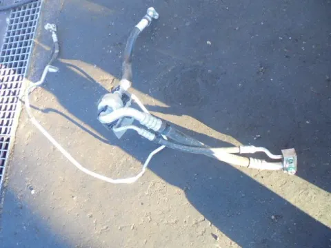 Σωλήνας A-C για OPEL ZAFIRA (1999 - 2002) A **Δ** Σωλήνας A-C για OPEL ZAFIRA (1999 - 2002) A **Δ**