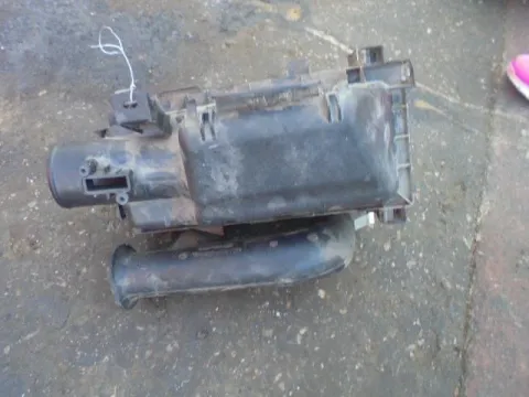 Φιλτροκούτι για TOYOTA YARIS (2009 - 2012) (XP90) **Δ** Φιλτροκούτι για TOYOTA YARIS (2009 - 2012) (XP90) **Δ**