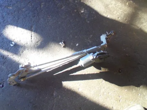 Μοτέρ Κίνησης Εμπρός Υαλοκαθαριστήρων για DAIHATSU TERIOS (2006 - 2009) (J200) Μοτέρ Κίνησης Εμπρός Υαλοκαθαριστήρων για DAIHATSU TERIOS (2006 - 2009) (J200)