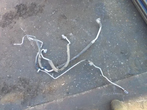 Σωλήνας A-C για TOYOTA RAV-4 (2004 - 2005) (XA20) **Δ** Σωλήνας A-C για TOYOTA RAV-4 (2004 - 2005) (XA20) **Δ**